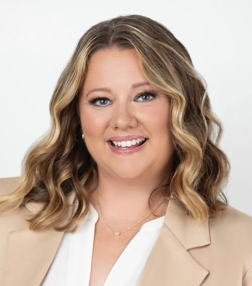 Amanda Torres Headshot