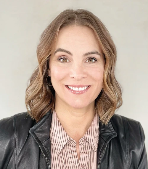 Kristin Hodgkinson Headshot