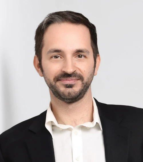 Nate Burkart Headshot